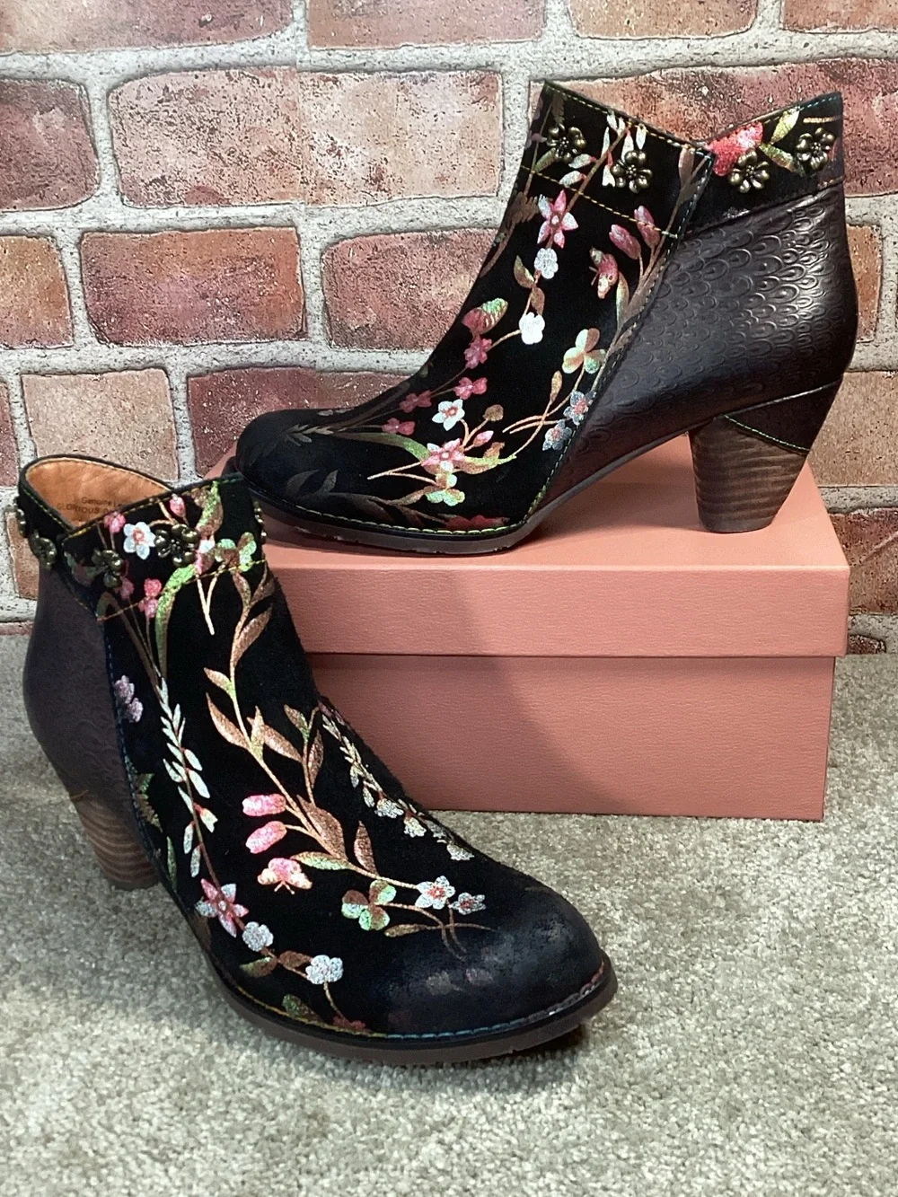 L’Artiste Glorious Womens ankle boots size 39 eu size 8-8.5 us